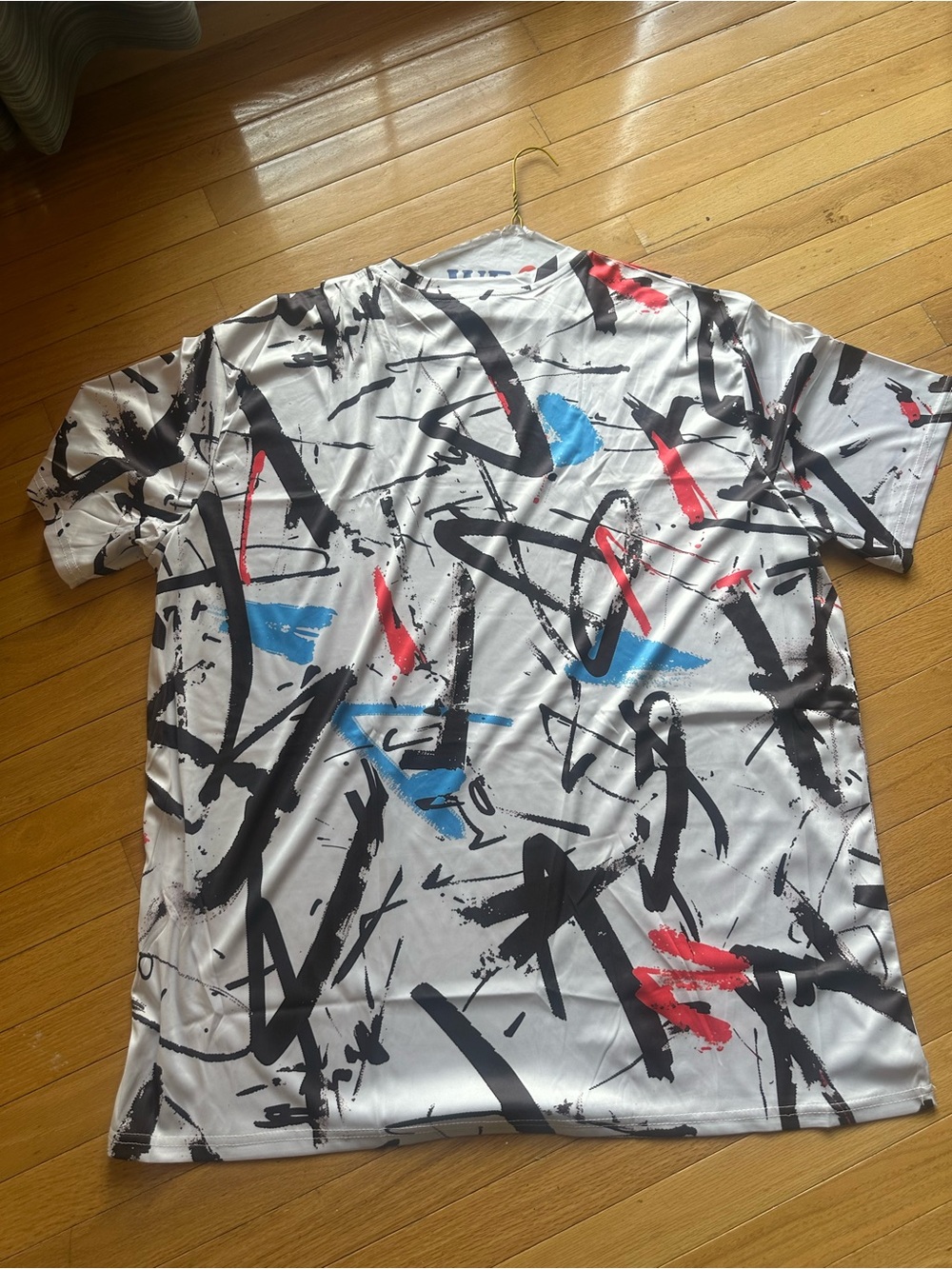 Abstract Paint-Print Men's Short Sleeve Shirt in White